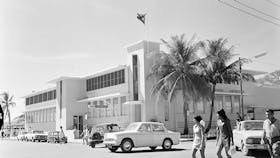 Commonwealth Bank Building, Darwin.