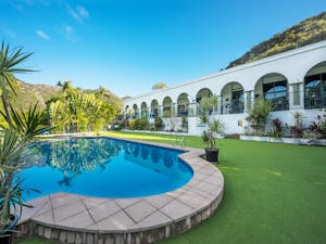 Amaroo On Mandalay