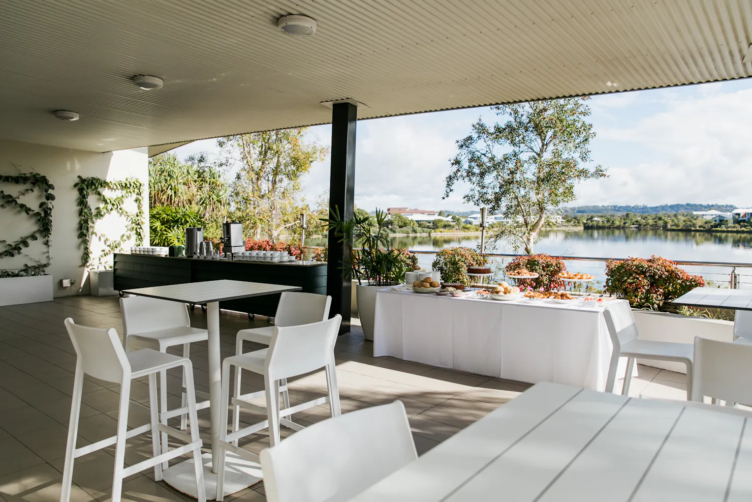 The Lakehouse Sunshine Coast Waterfront Deck