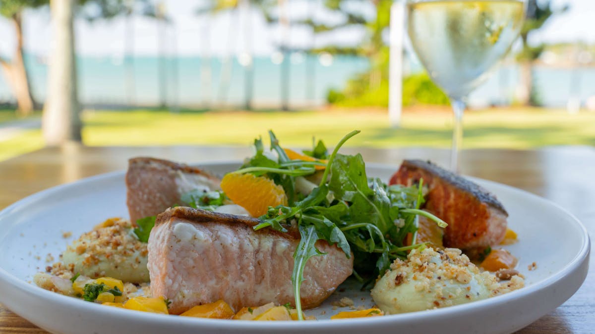 waterfront dining - pastas, pizza, salmon,