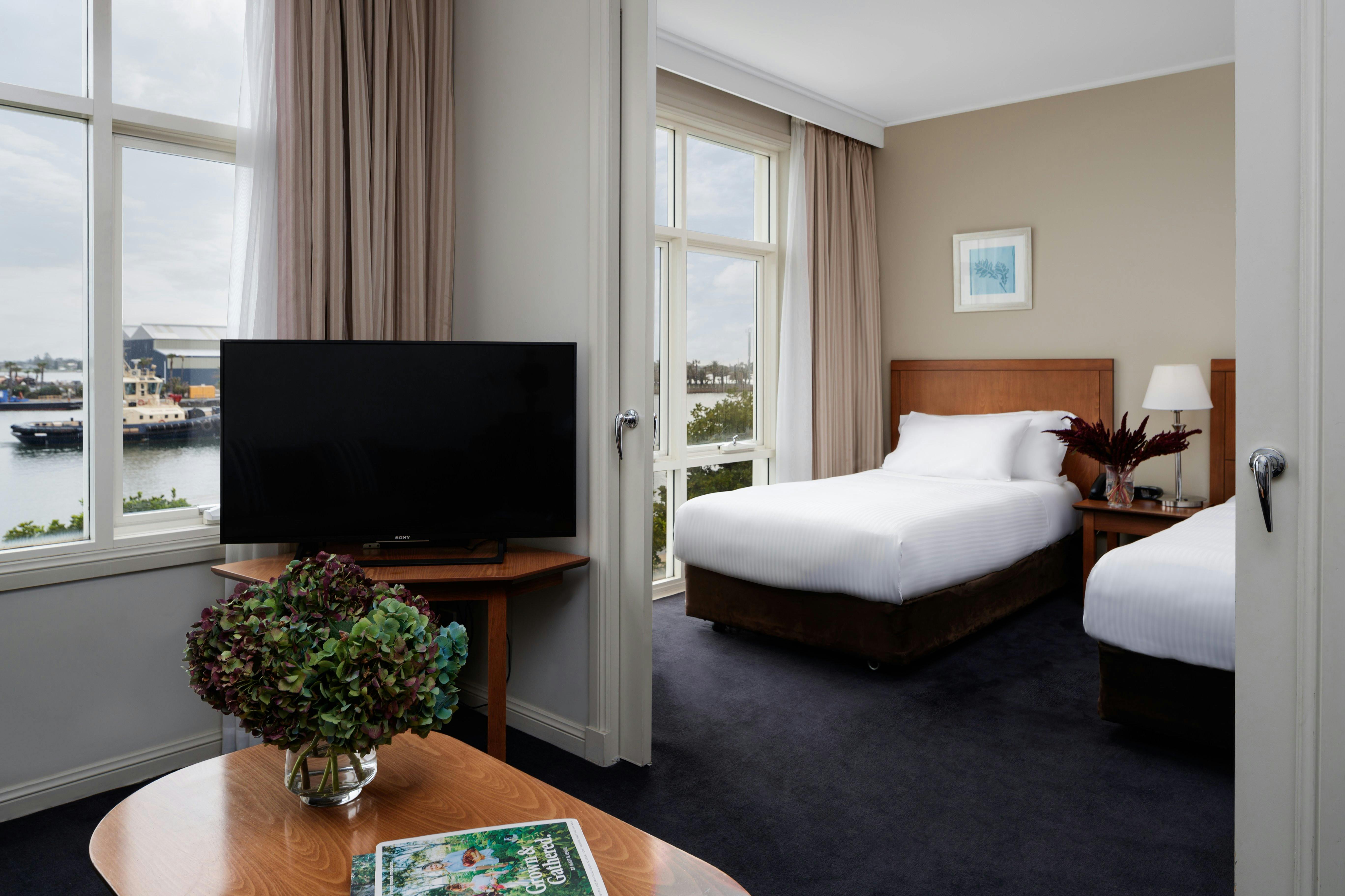 Twin Harbourside Suite
