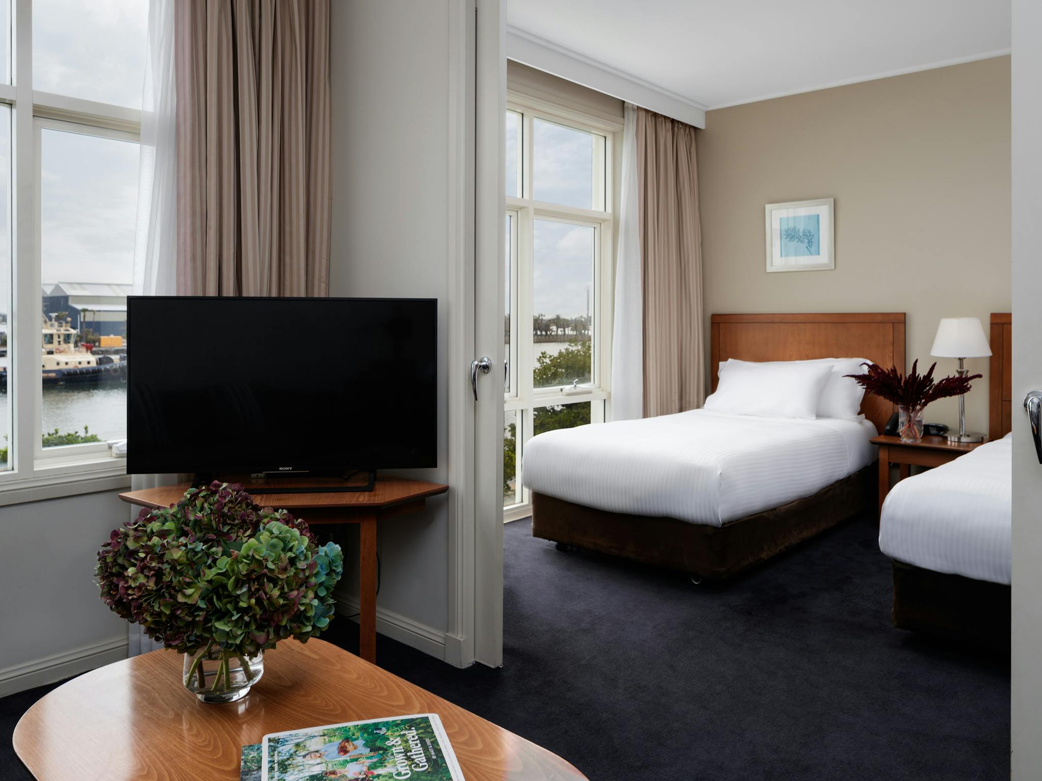 Twin Harbourside Suite