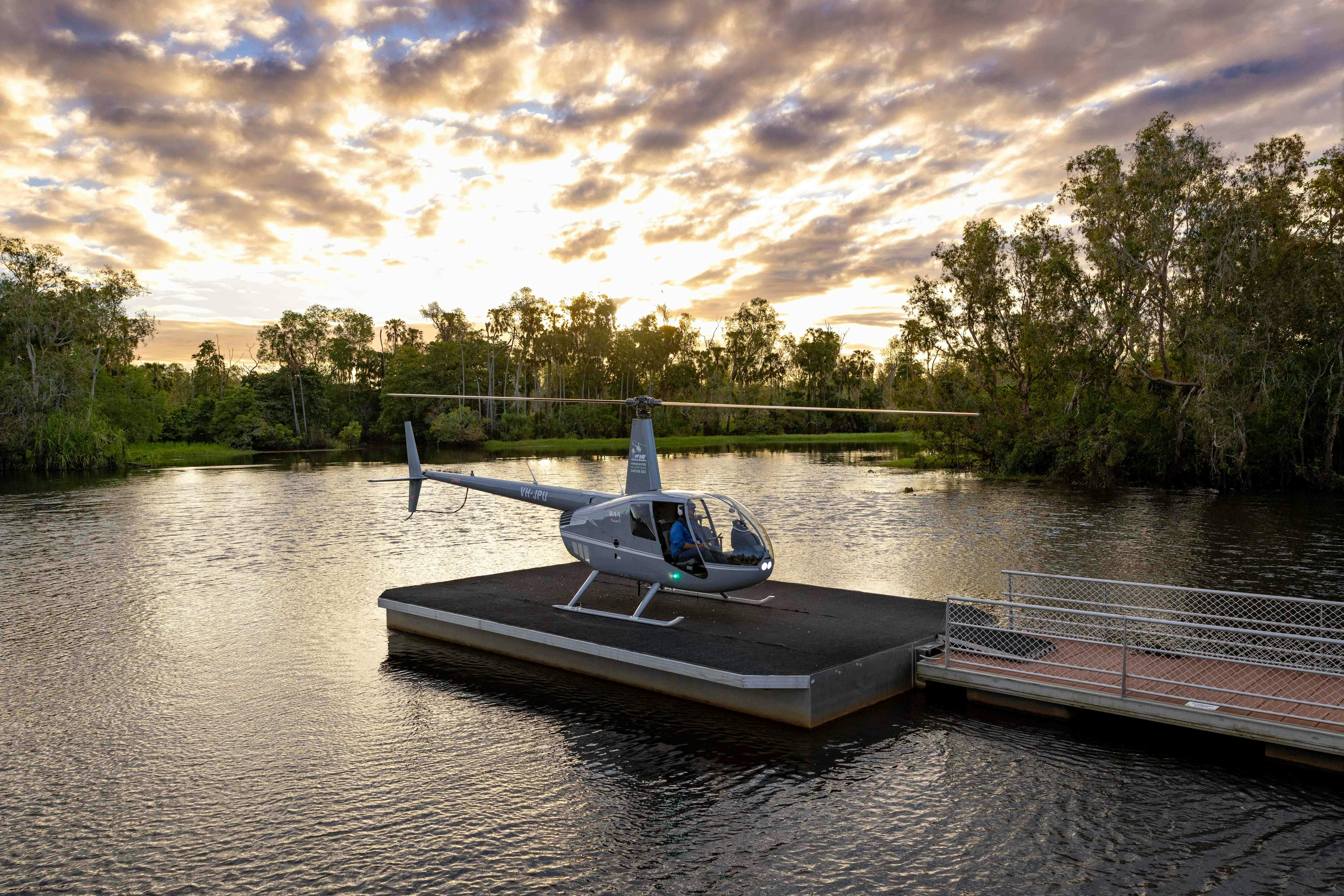 darwin_scenicflight_litchfield_helicoptertour_finnissriverhelicopters_helifish_helipubcrawl_TESC