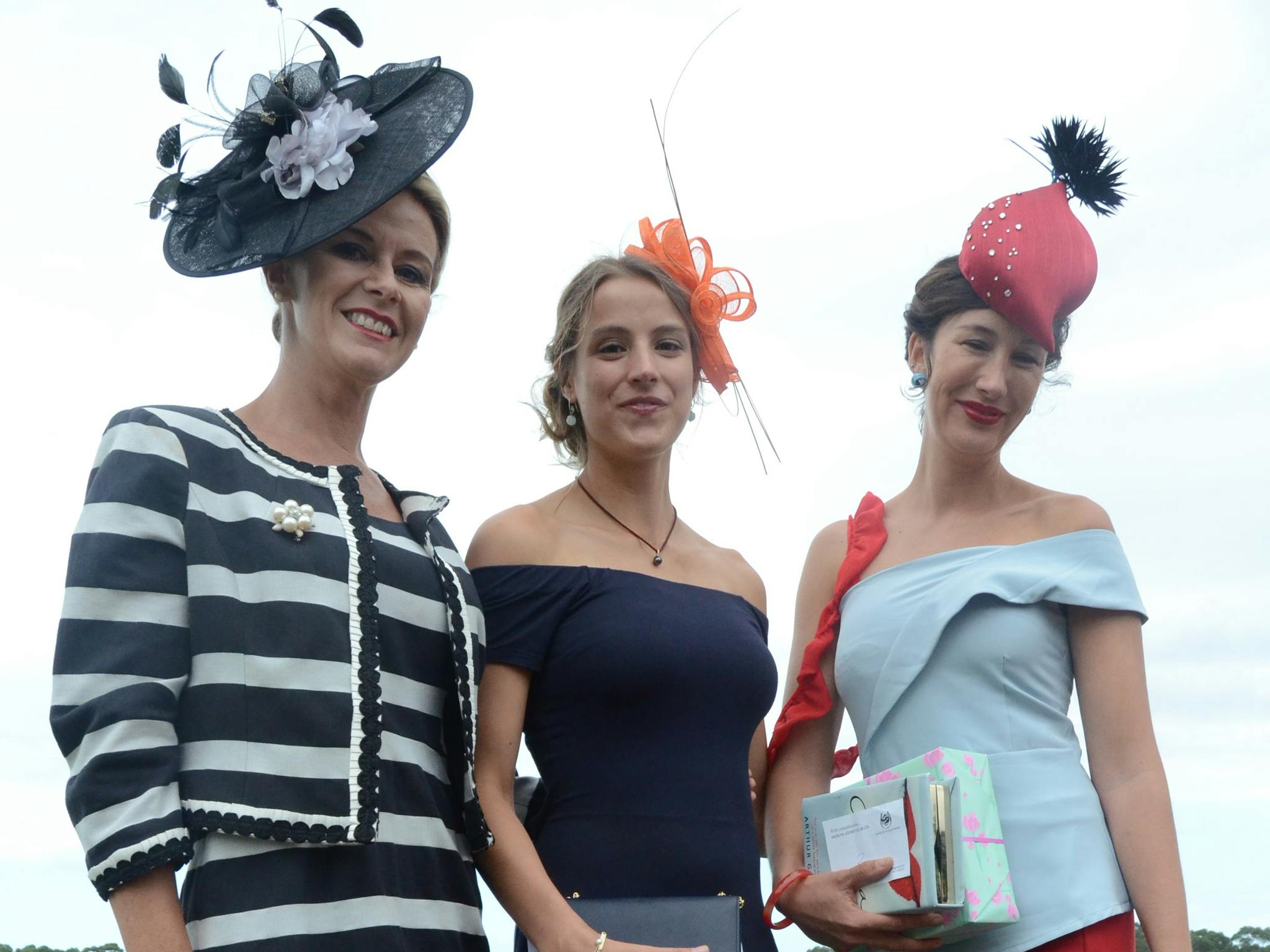 3 ladies in the fashion stakes at the Moruya racecourse