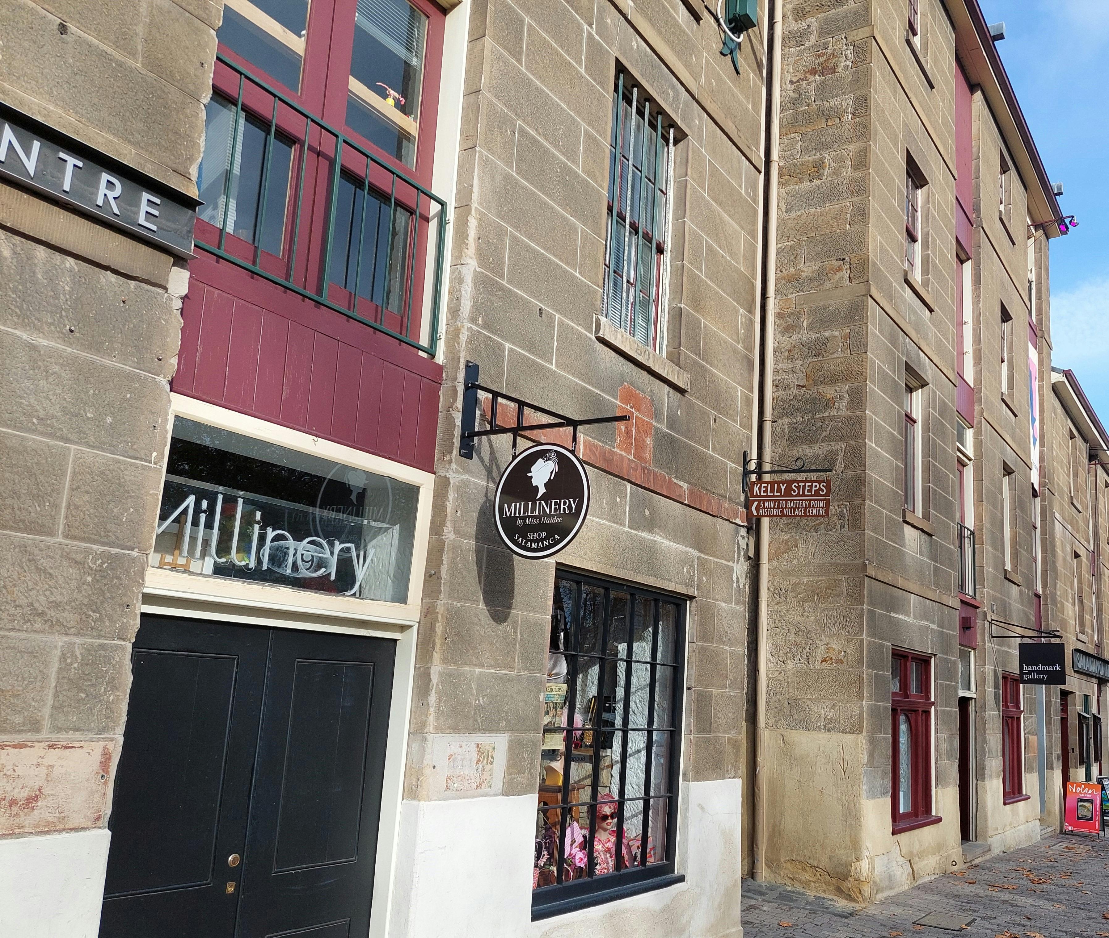 Hobart Attractions Bus