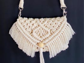 Macramé for beginners 4 week course\ Cover Image