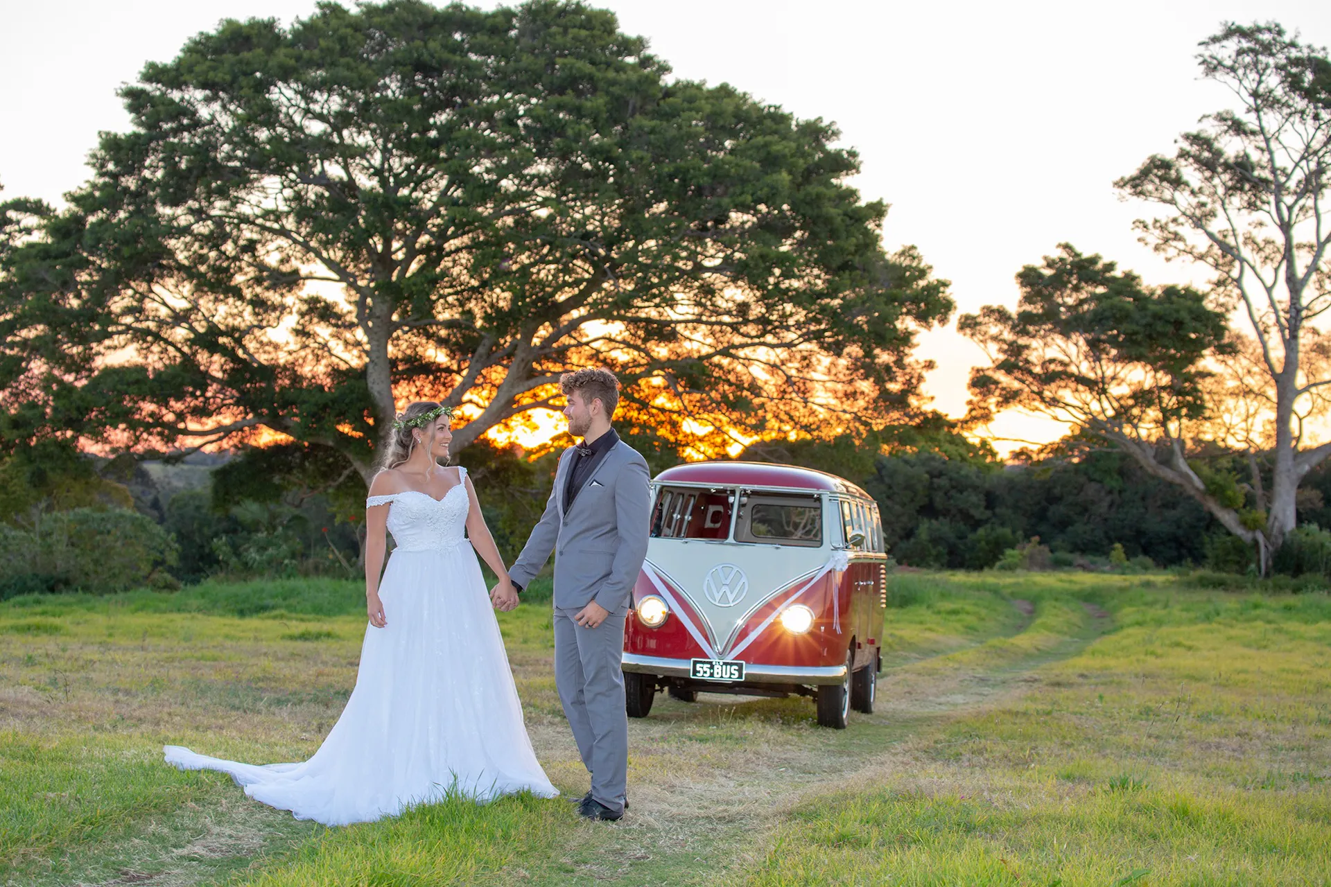 Bridal couple sunset Maleny wedding Malenyweddingphotography