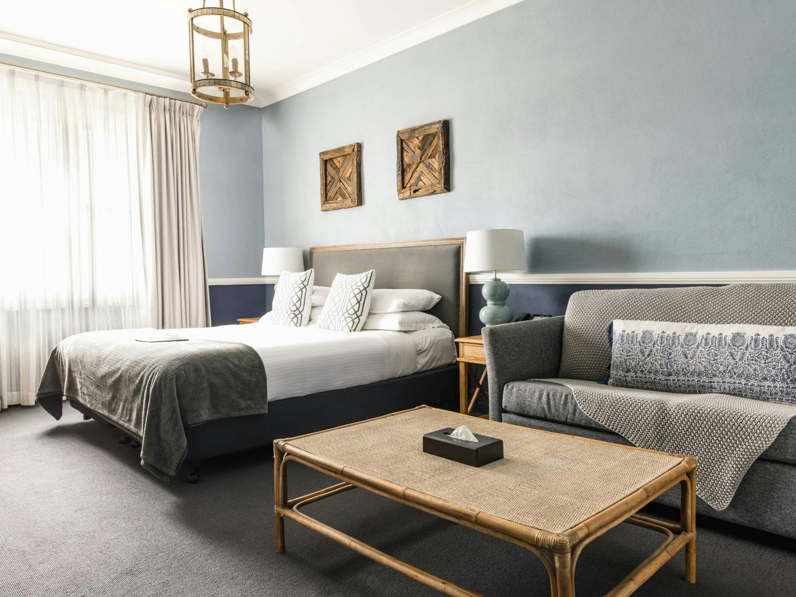 Deluxe King with Sofa