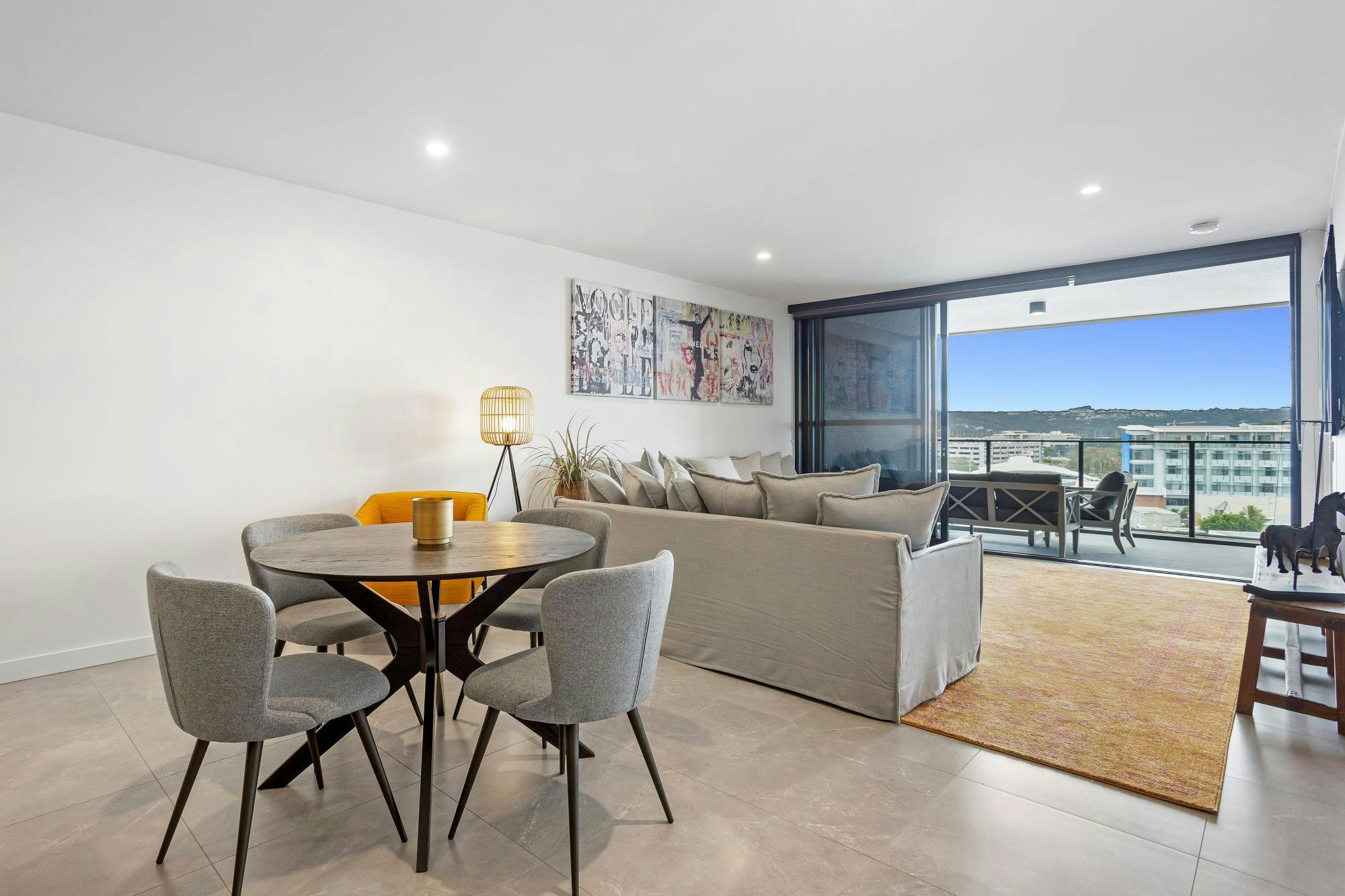 Deluxe 2 Bedroom Apartment