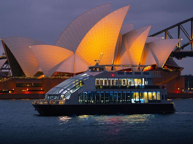 Enjoy close-up, on-water perspective of the Sydney Opera House aboard the Clearview dinner cruise.