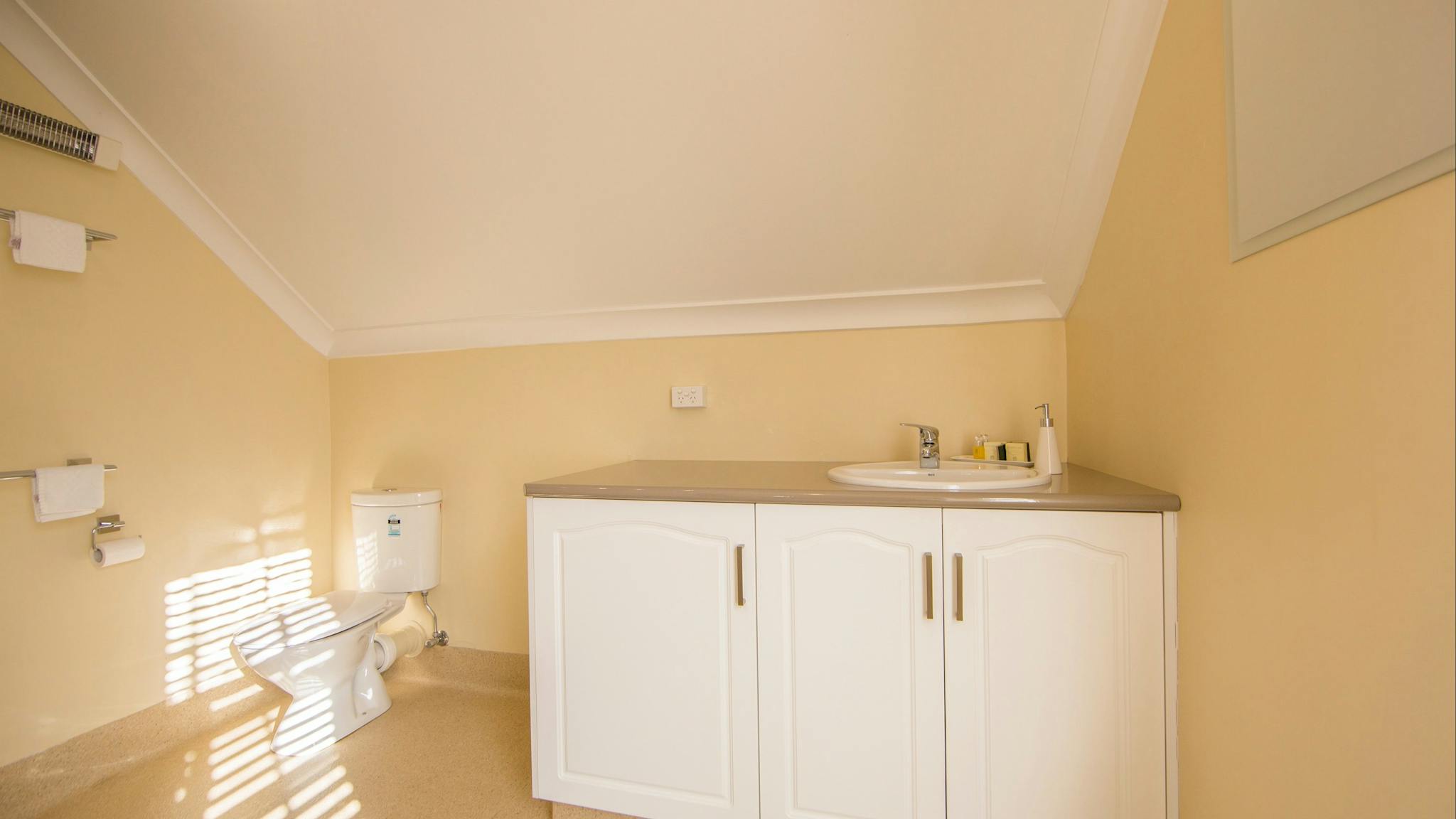 Upstairs Queen superior ensuite
