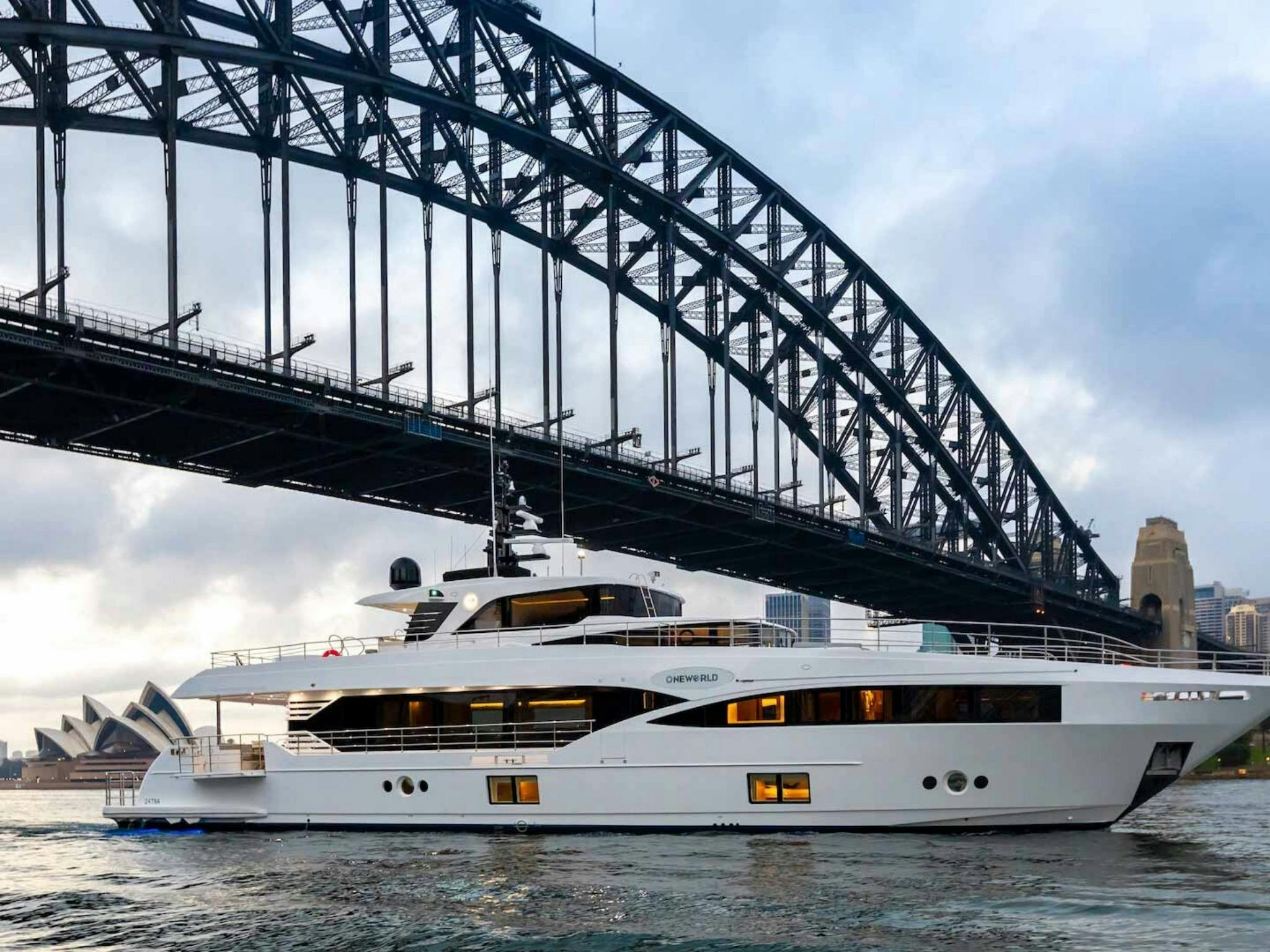 Luxury boat charter Sydney harbour