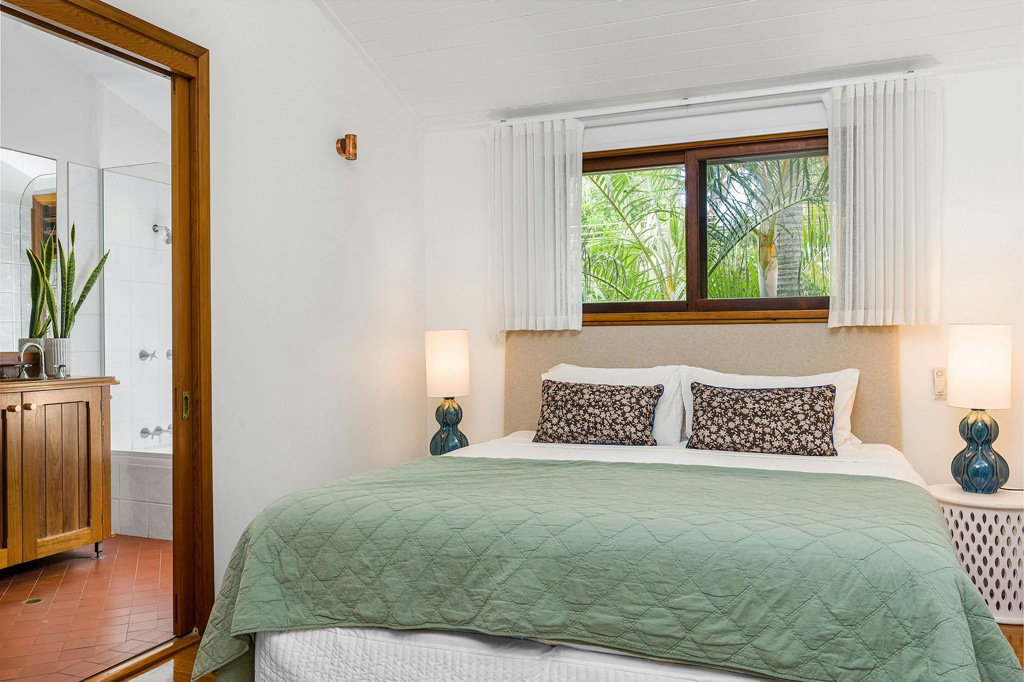 바이런 블리스하우스 - 바이런 베이 - 침실 2 및 전용 욕실