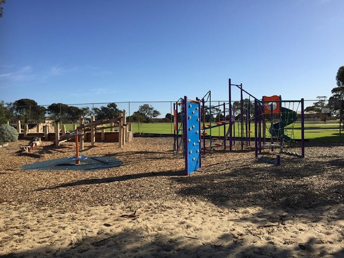Ardrossan Clifftop Picnic Area Playgrounds in Ardrossan