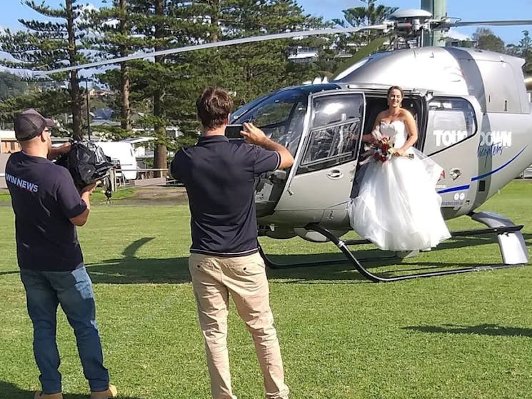 Weddings at Touchdown Helicopters