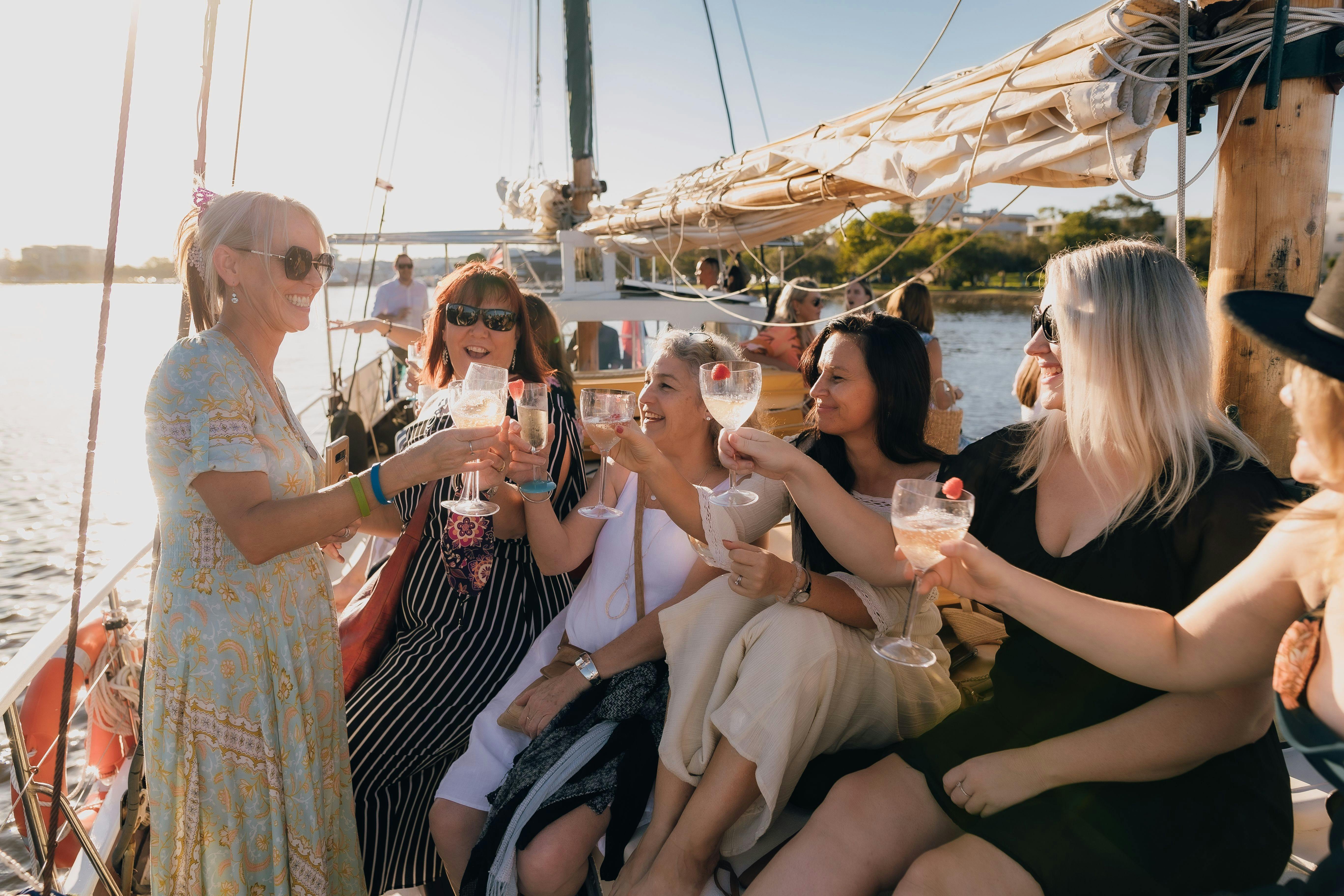 Mooloolaba Sunset Tour with Live Music