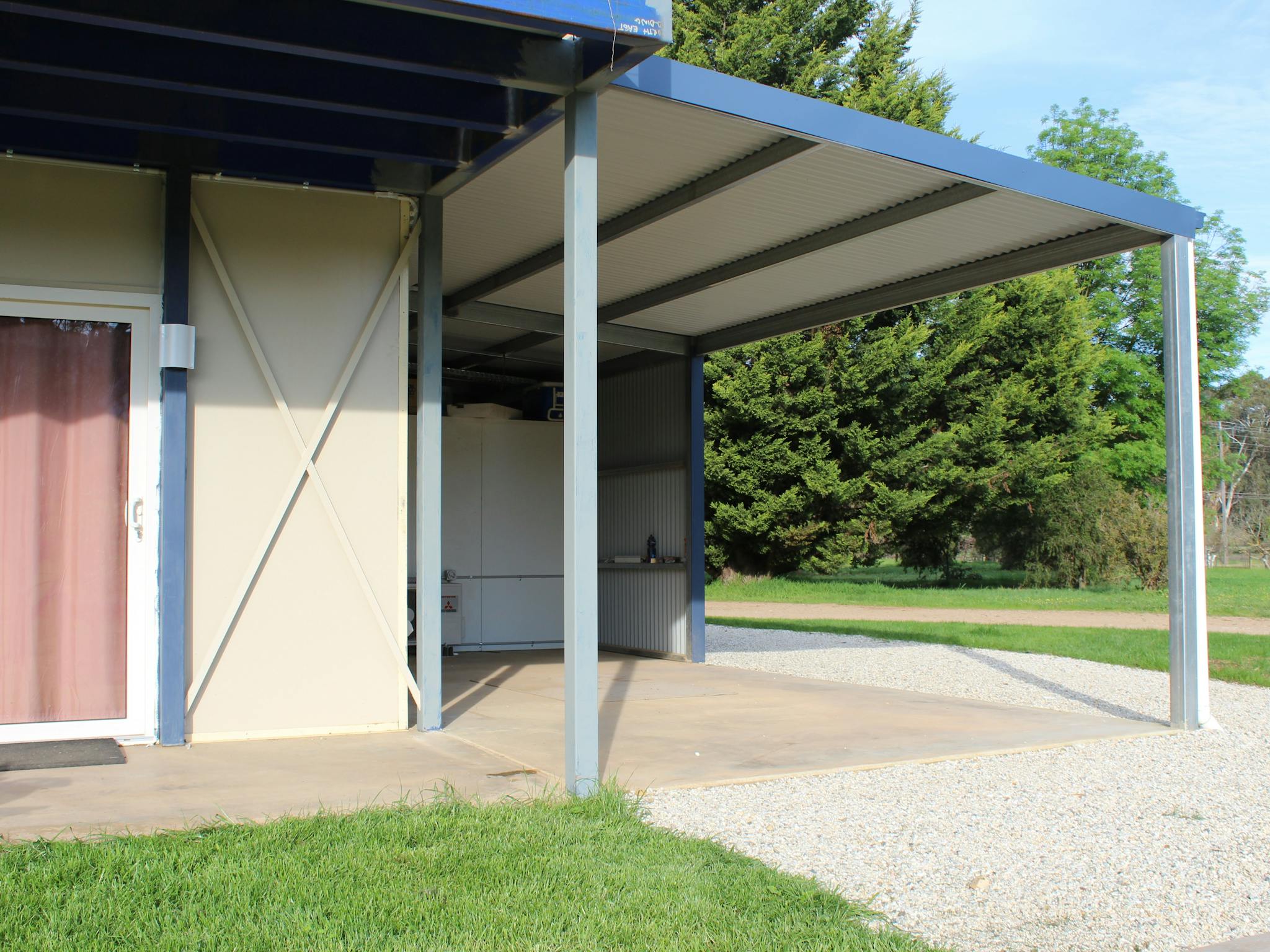 Carport Photo
