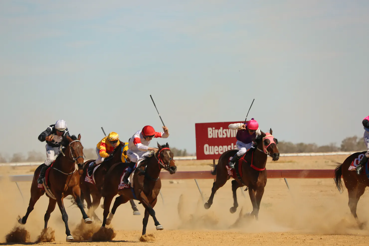 Karrabee Outback Pubs Tours Birdsville cup race