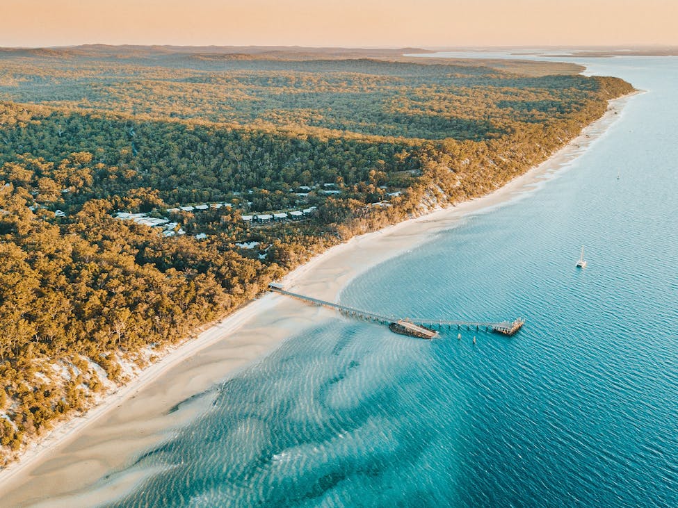 Kingfisher Bay Resort