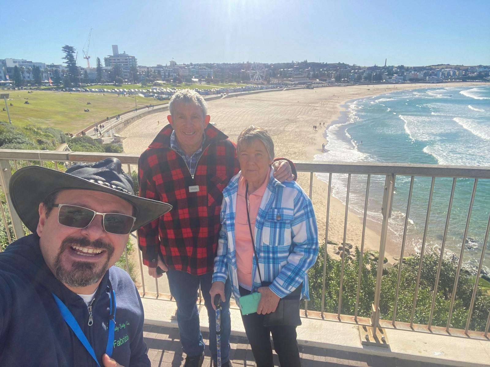 展望台にいる3人