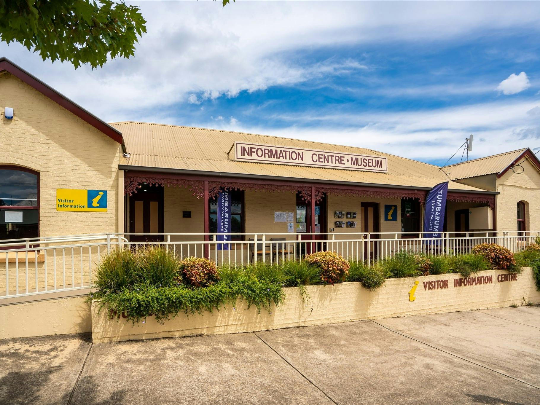 Tumbarumba Visitor Information Centre and Museum