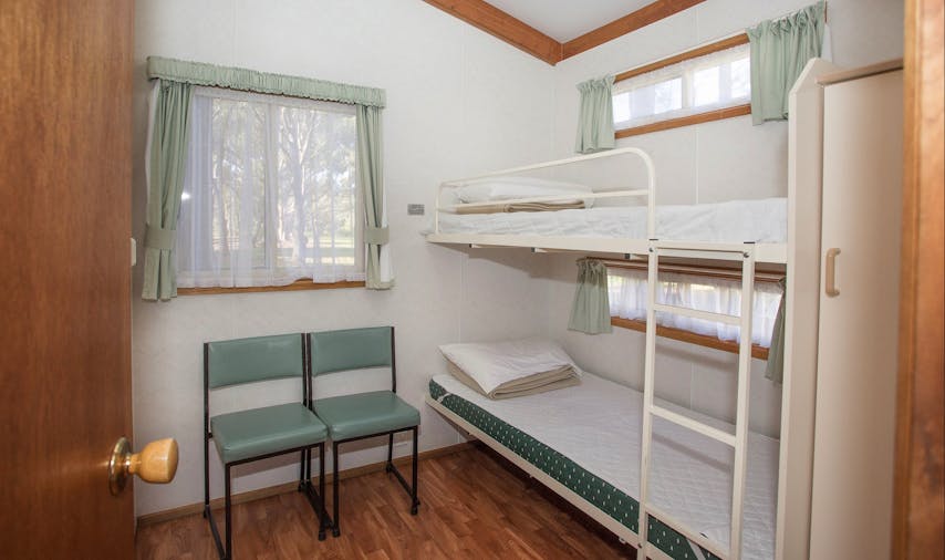 JAY ENSUITE CABIN