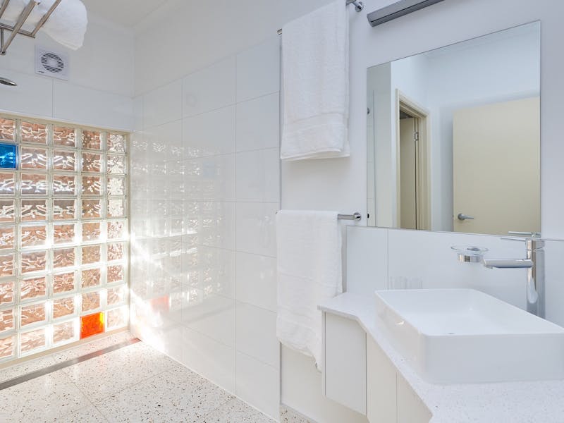 Flinders Island Gourmet Retreat at Cooma House