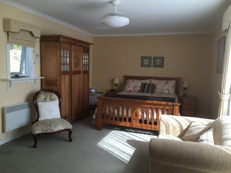 Ensuite room image