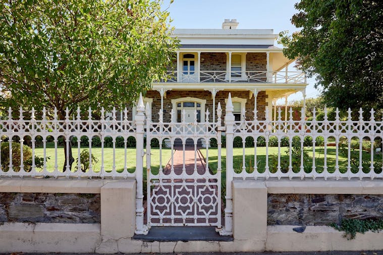 City of Adelaide SelfGuided Historic Walking Trails