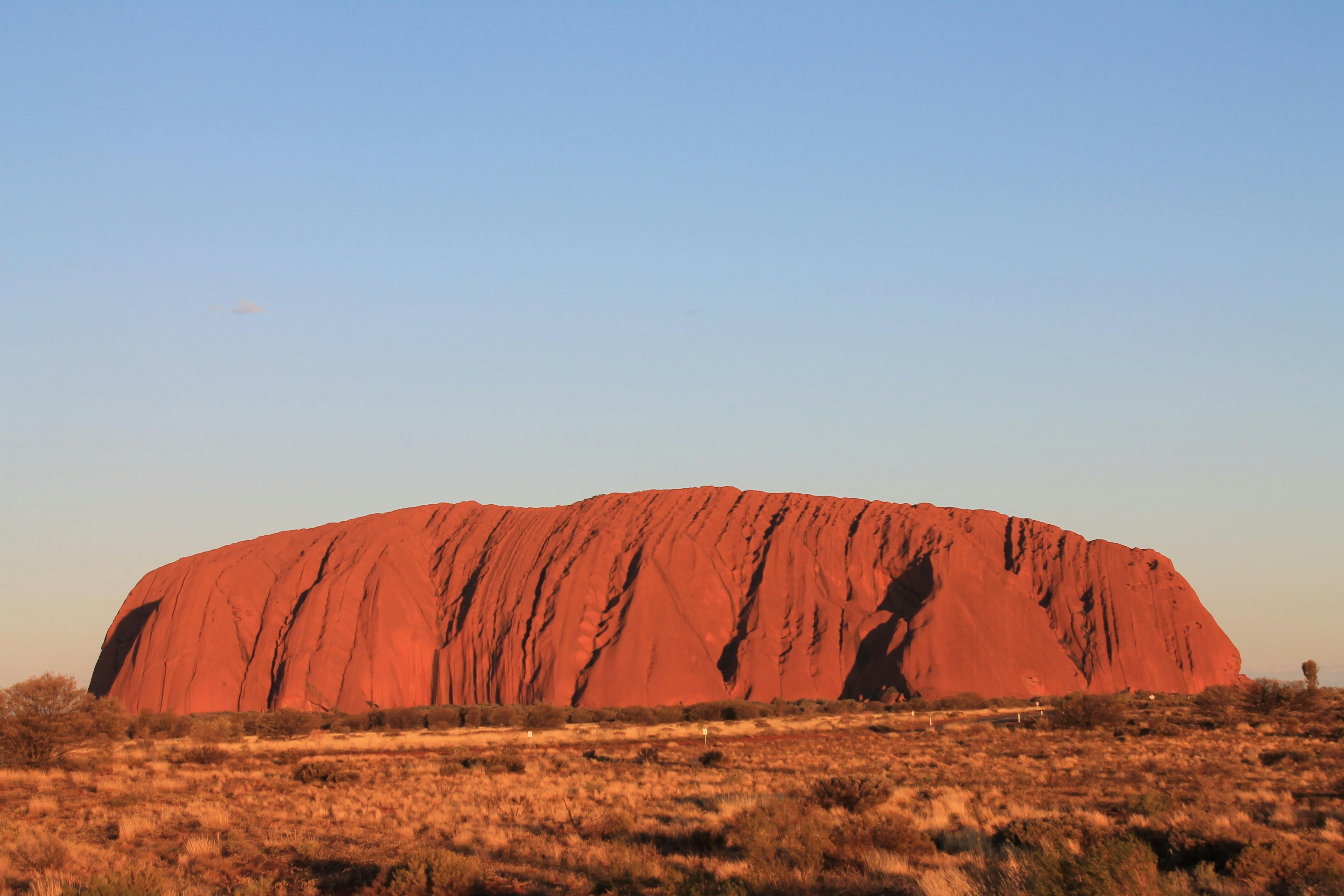 The huge red rock that is Uluru