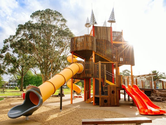 Community Bank® Adventure Playground Hadfield Park