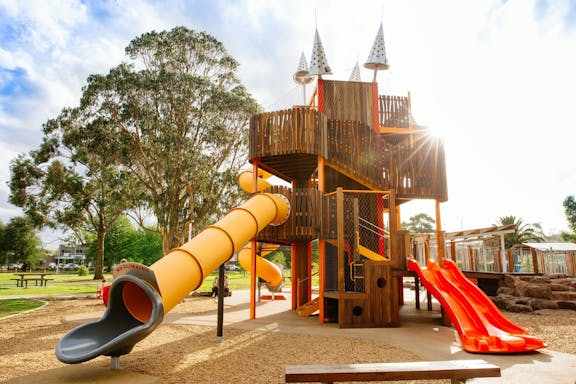 Community Bank® Adventure Playground Hadfield Park