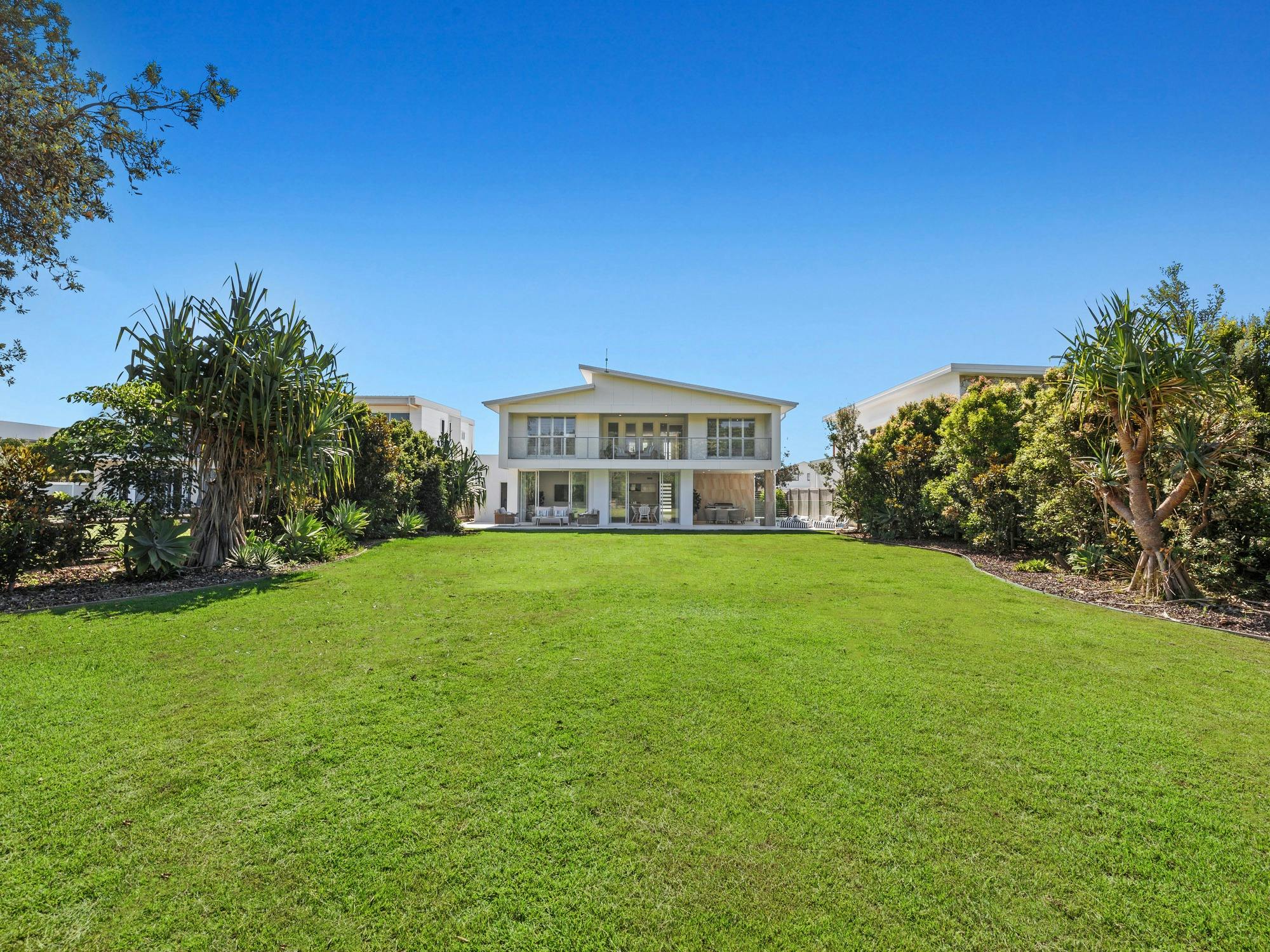 Huge Yard and Inviting Outdoor Area