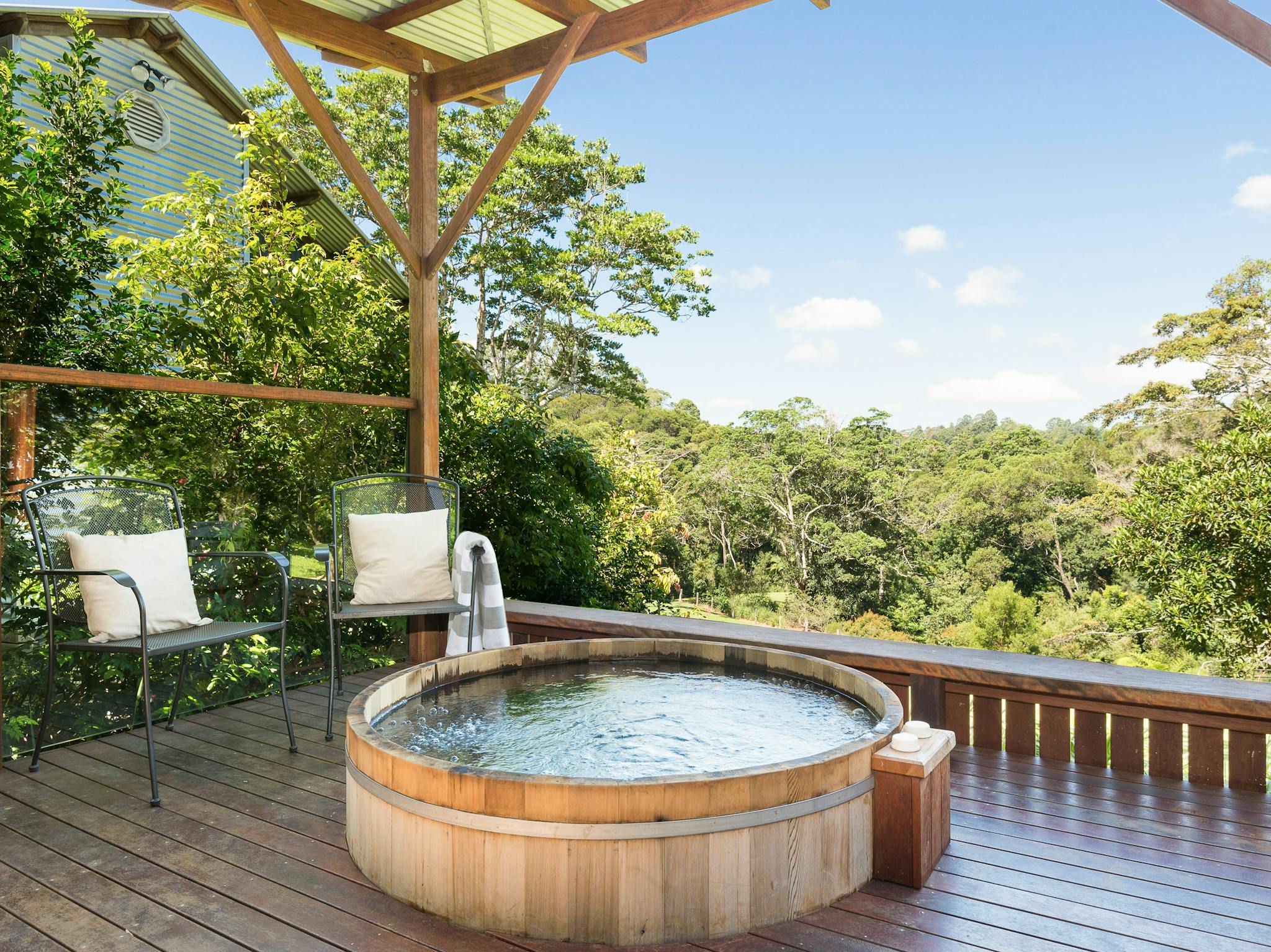 Cedar hot tub Cedar hot tub