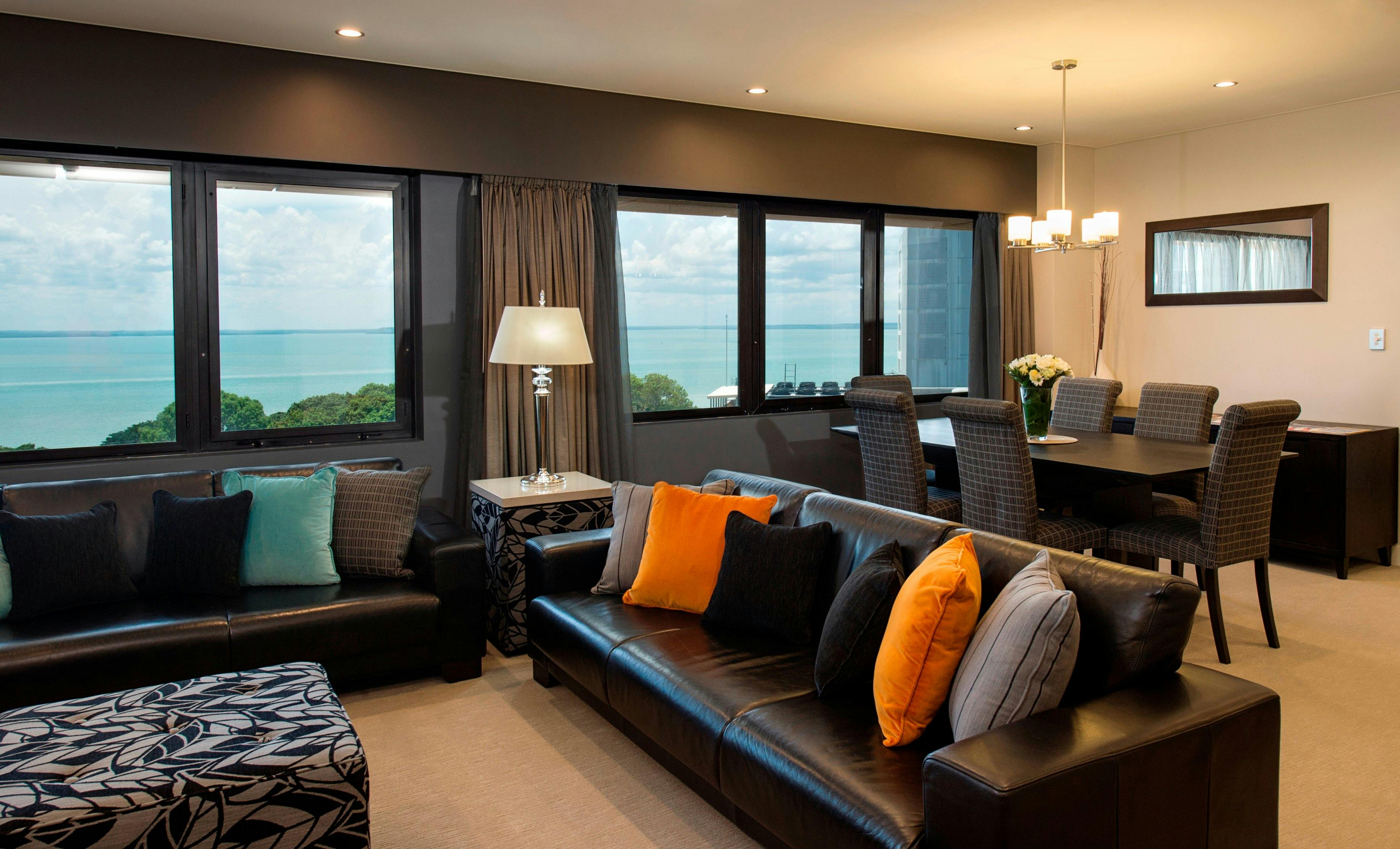 King Premier Suite With Lounge Access