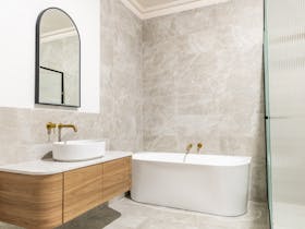 Mount Gambier Hotel Ensuite