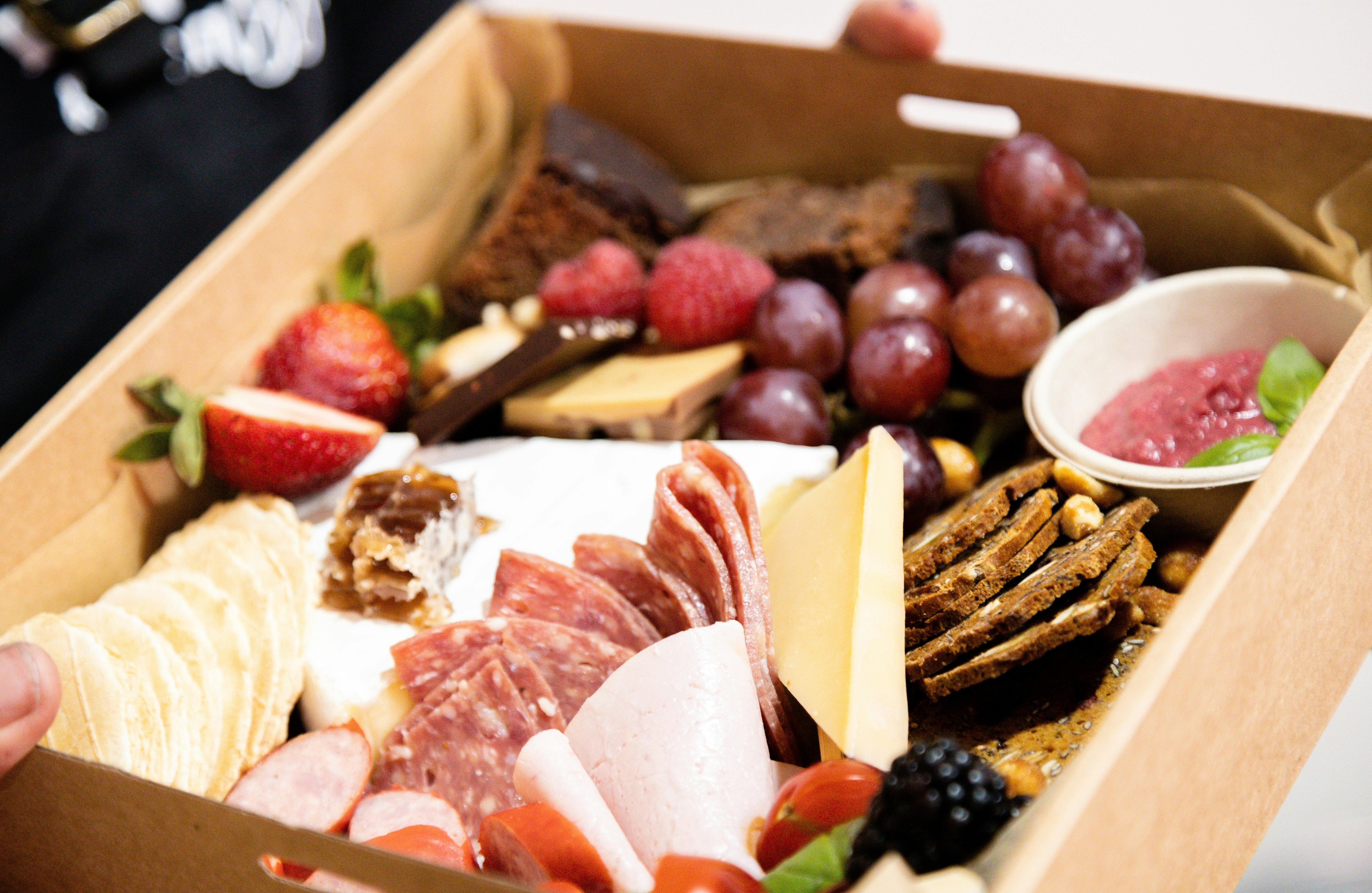 Paint and Sip with Pinot and Picasso Tamworth NSW Holidays