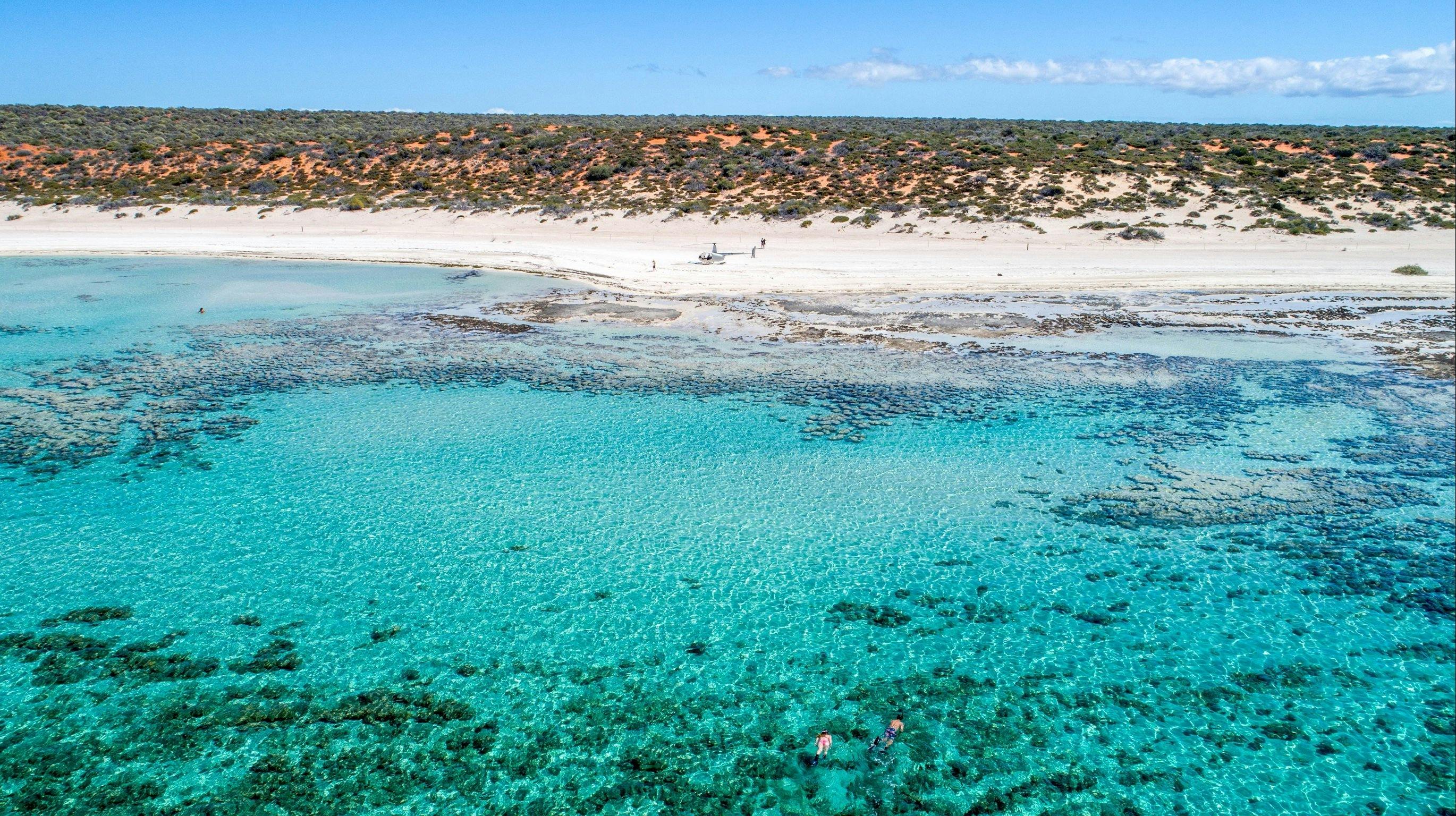 Coral Coast Helicopter Services, Carnarvon, Western Australia