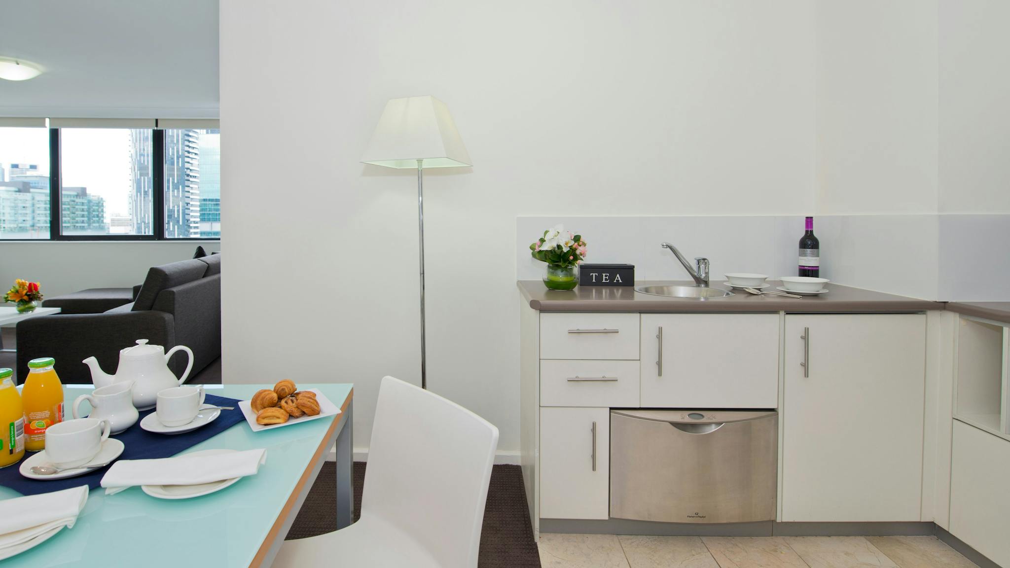 One Bedroom Kitchenette