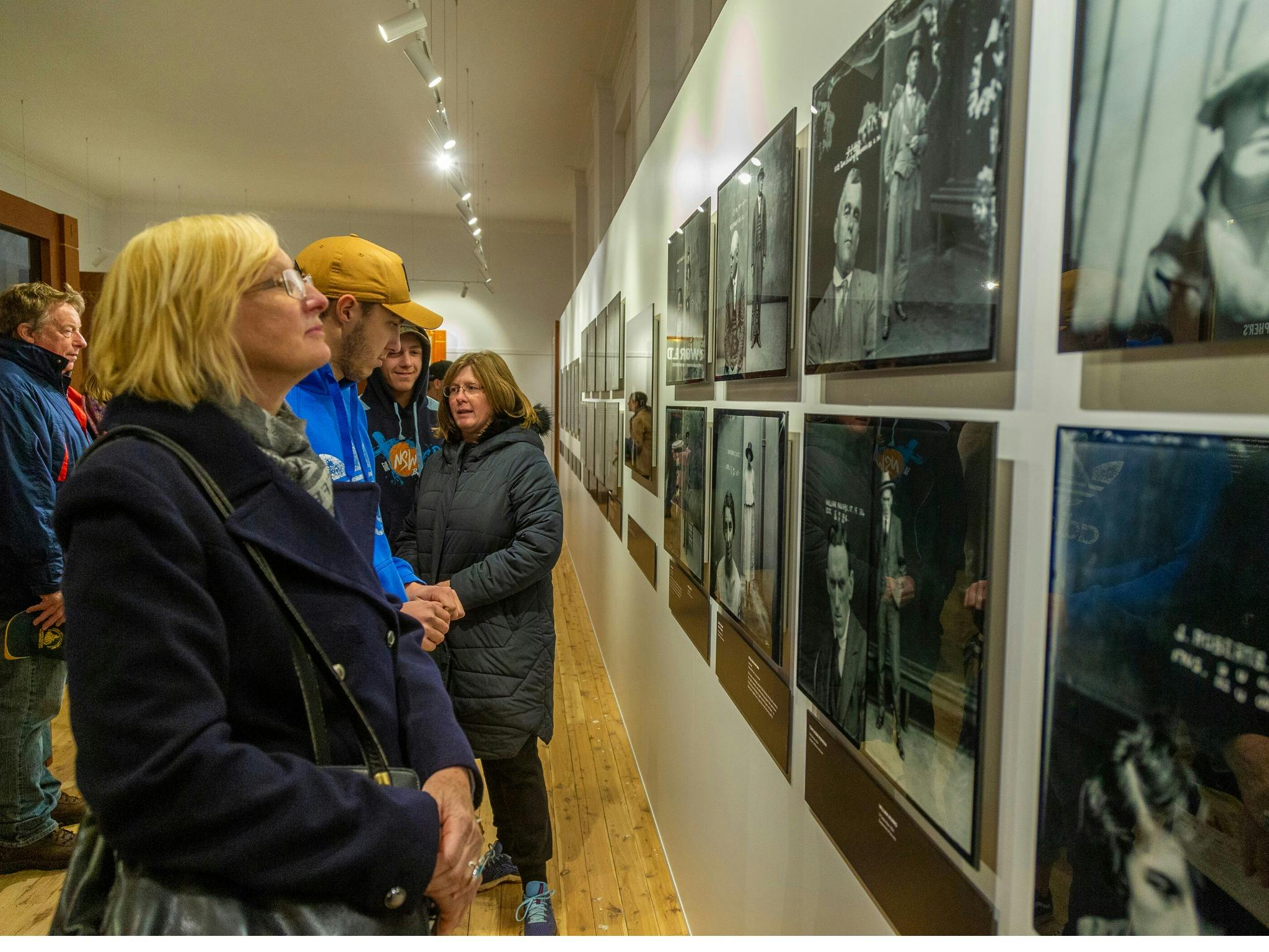 Australian Art Deco Festival Leeton NSW Holidays &