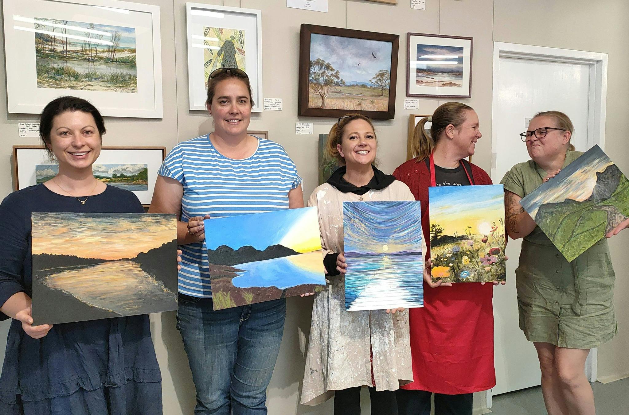 paint, drinks, fun, groups, campbell town, highland cow,