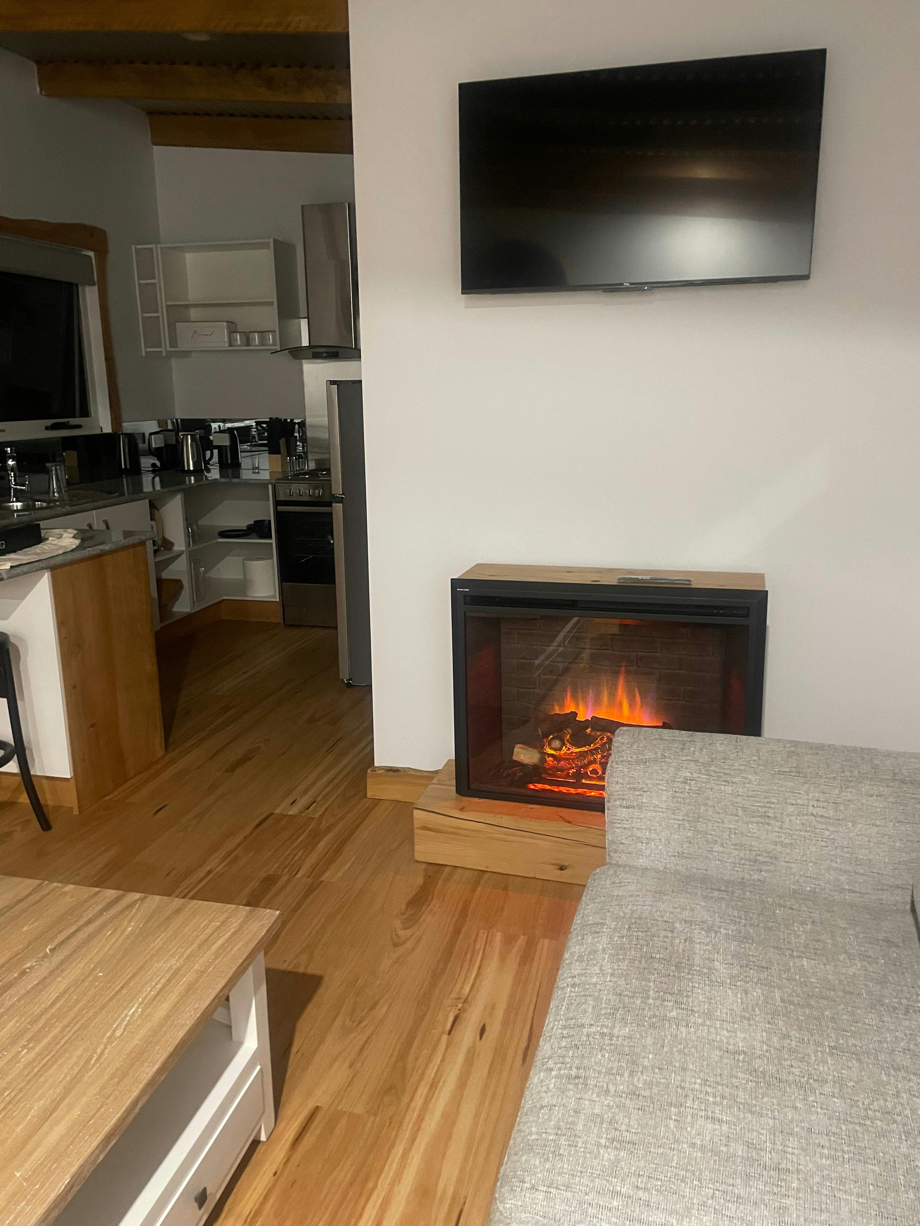 Acacia Hills Retreat