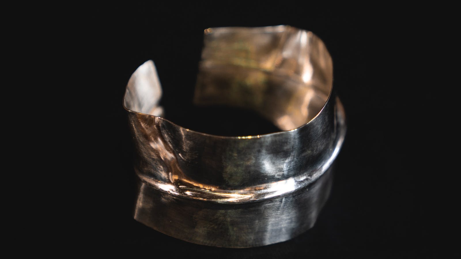 IXL Tasmanian Art Gallery - Jewellery