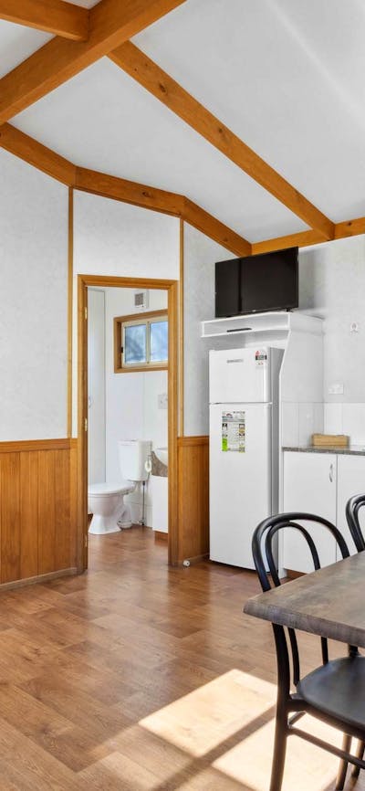 lounge room 1 - canberra holidays