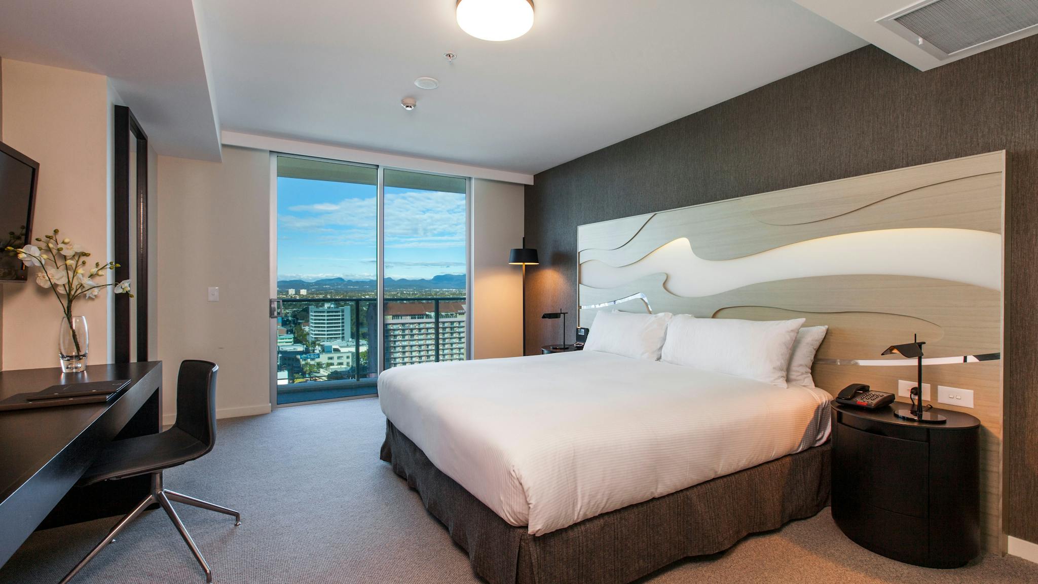 Hilton Surfers Paradise King Guest Room Hilton Surfers Paradise King Guest Room
