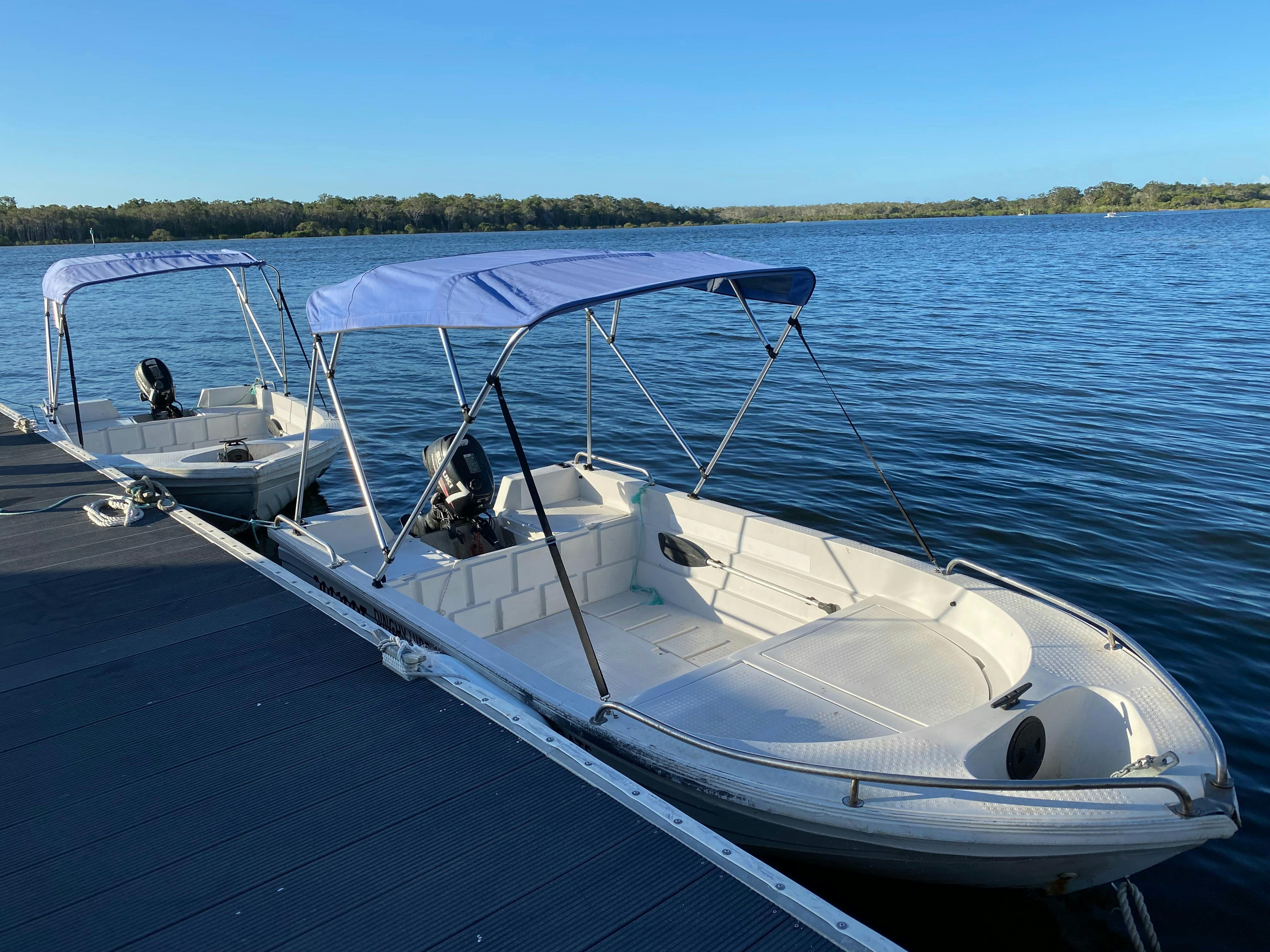 Tin Can Bay Houseboats