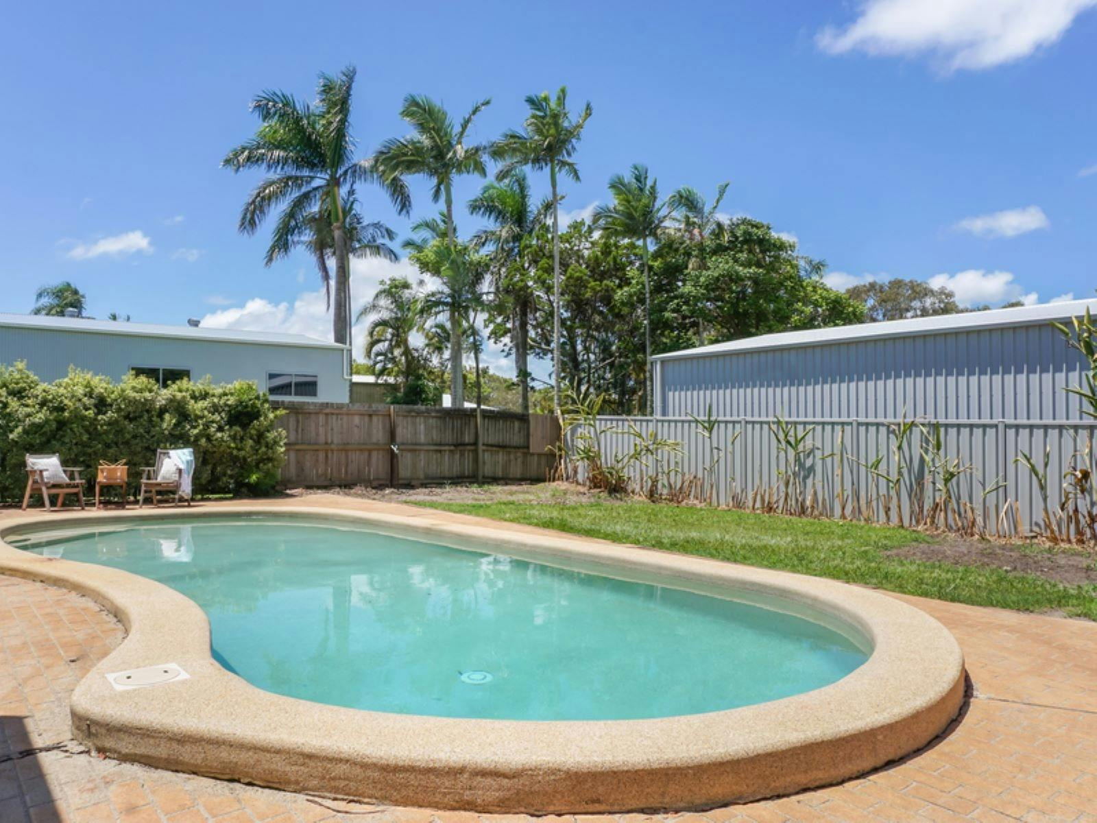 Bay 13 Holiday Home - Tin Can Bay