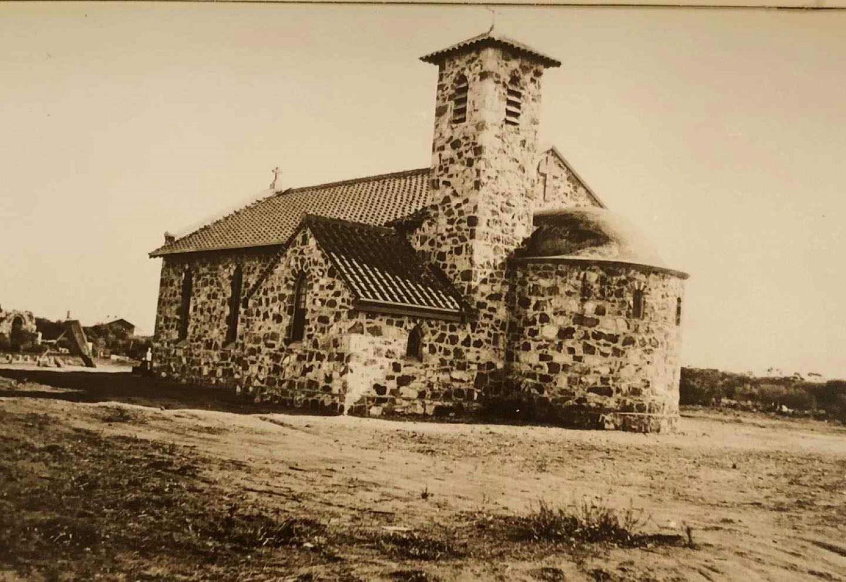 Church of the Holy Cross  and Priest's Lodge Morawa