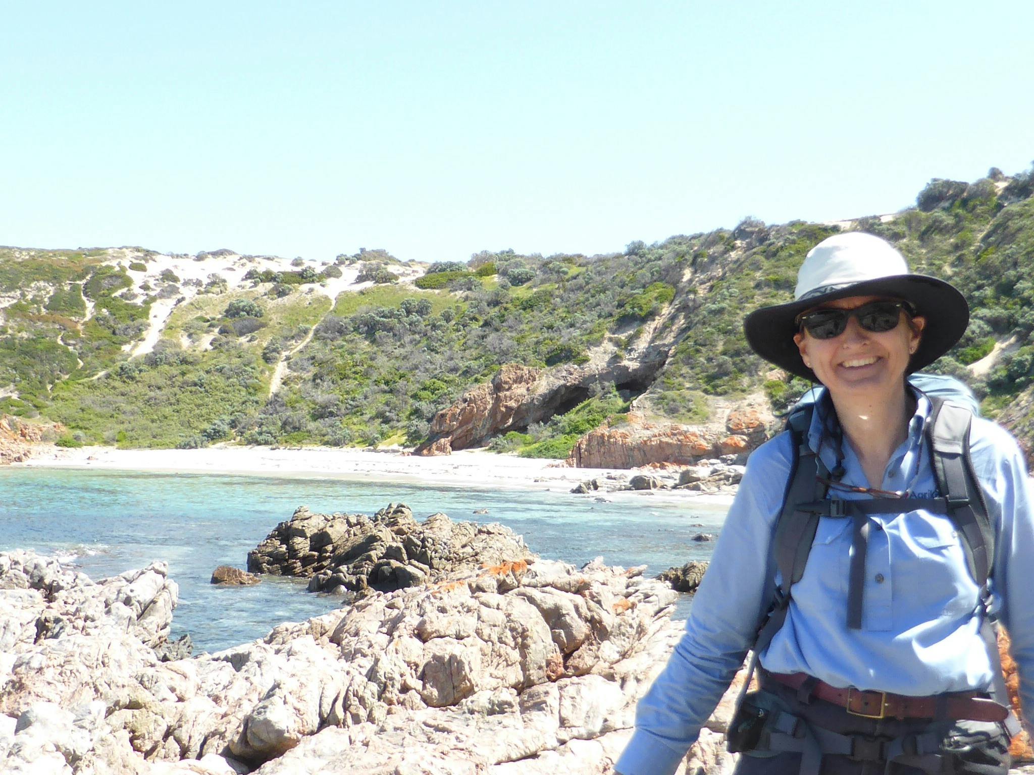 Meteor Bay - walking trail