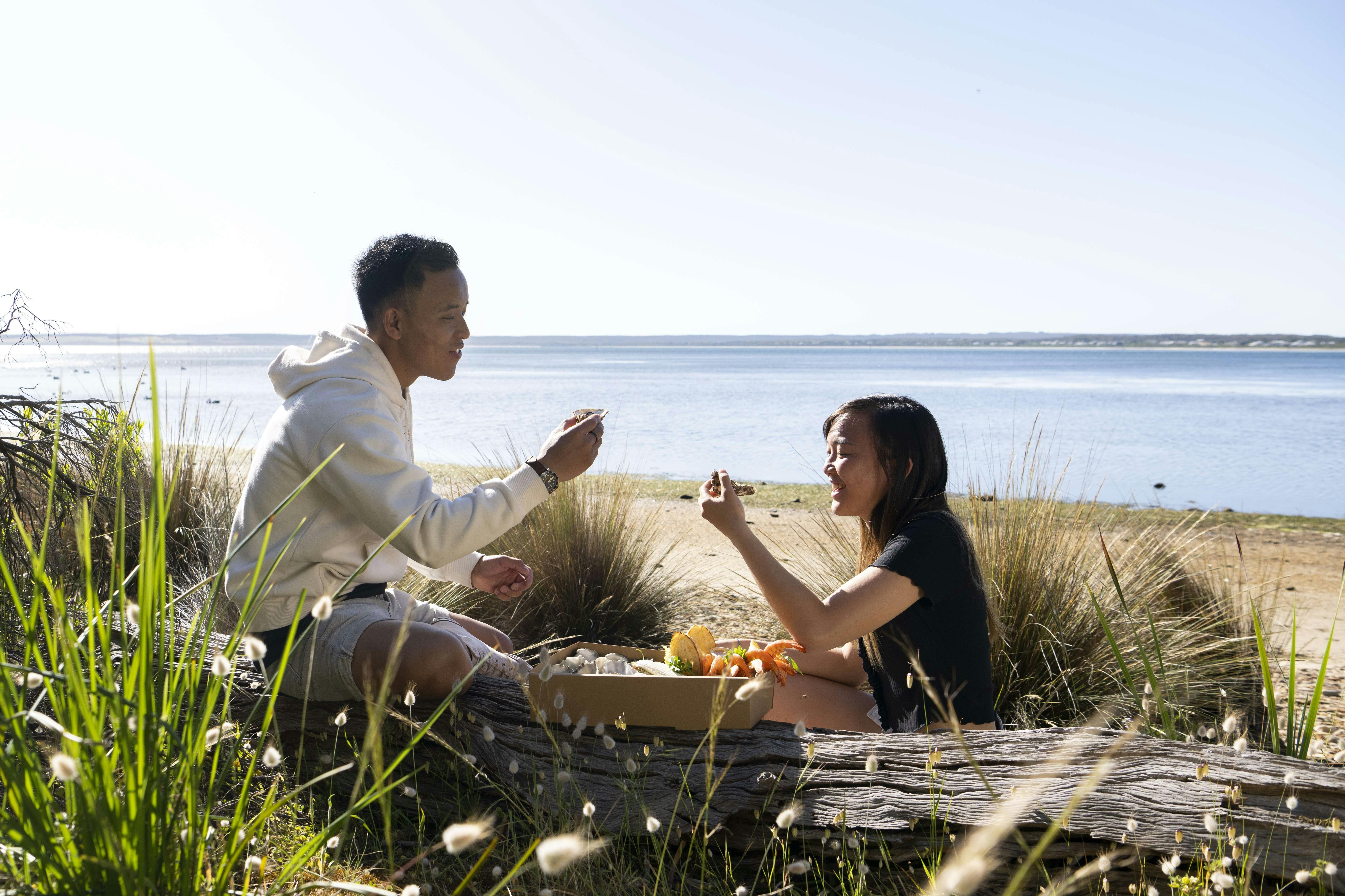 Couple enjoying Aquaplatter